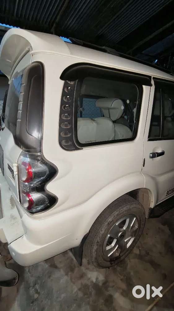 Mahindra Scorpio Classic 2015