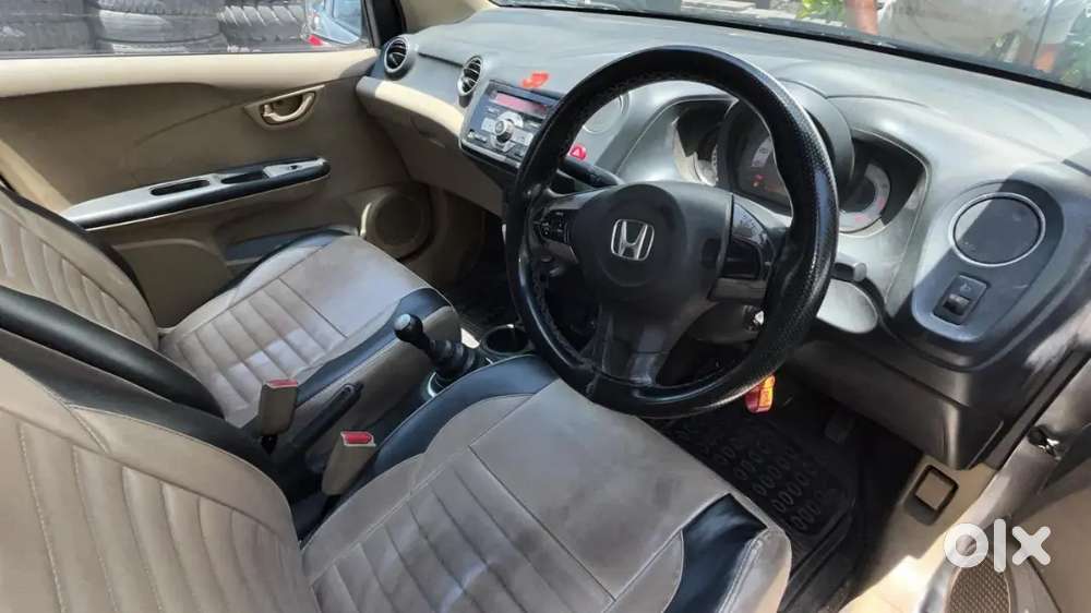Honda Brio 2014 Petrol Well Maintained