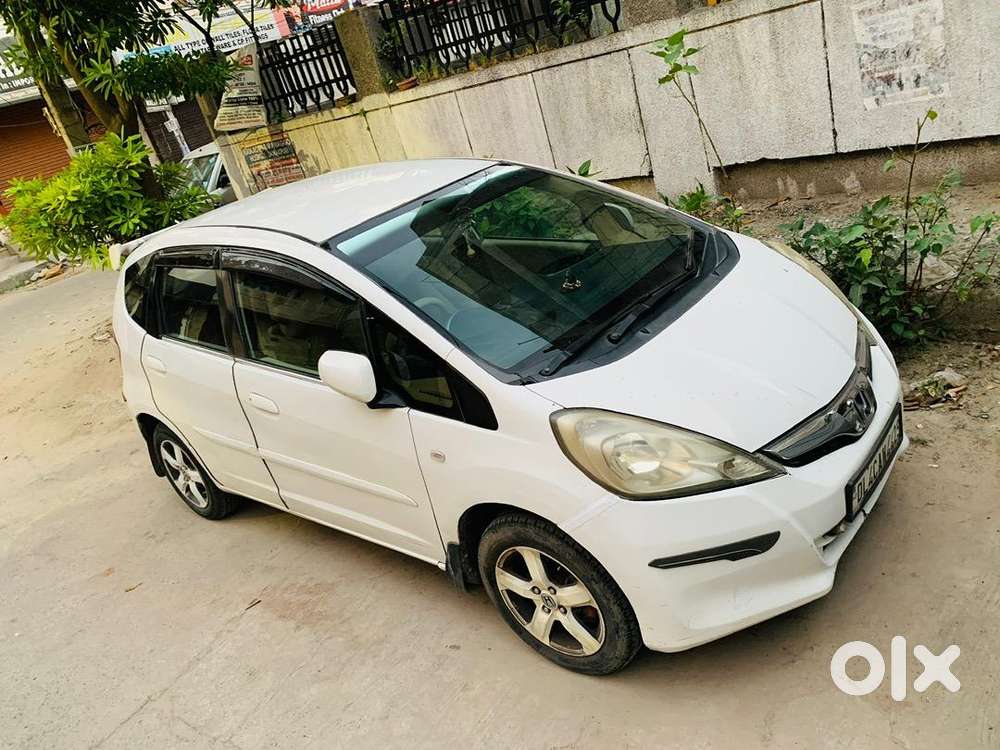 Honda Jazz Sports 2011 Sept Cng & Hybrids Well Maintained