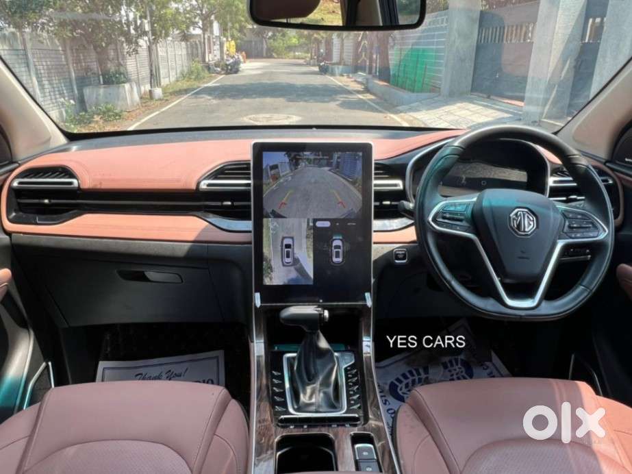 Mg Hector Plus Savvy Pro 1.5 Turbo Petrol Cvt 7 Str, 2024, Petrol