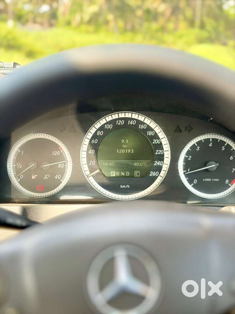 Mercedes-benz C-class 2009 Petrol