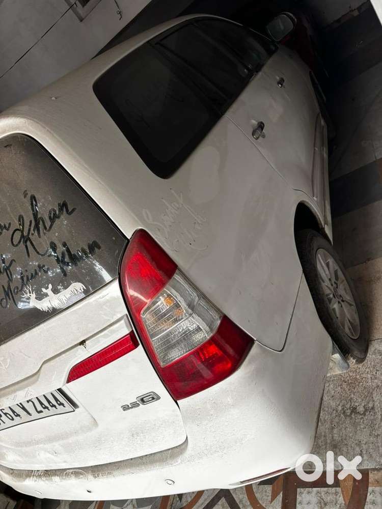 Toyota Innova 2014 Diesel Well Maintained