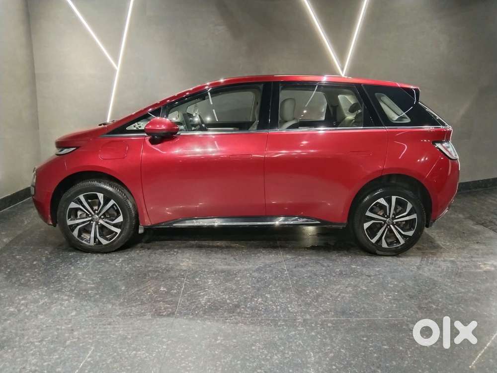 Mg Windsor Ev Essence, 2025, Electric