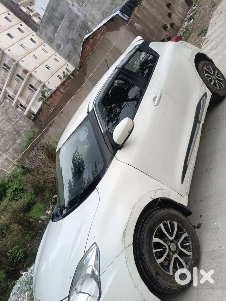 Maruti Suzuki Swift Vxi 2022 Petrol Car