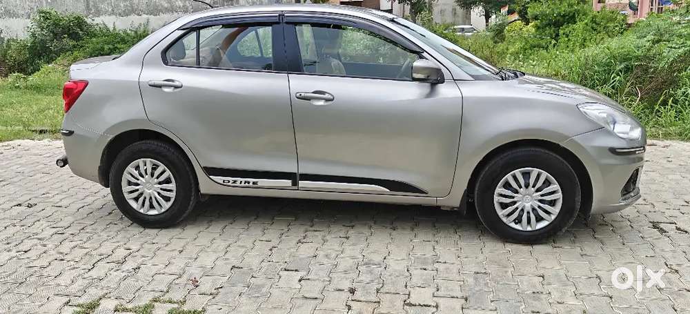 Maruti Suzuki Dzire Vxi 2021 Petrol