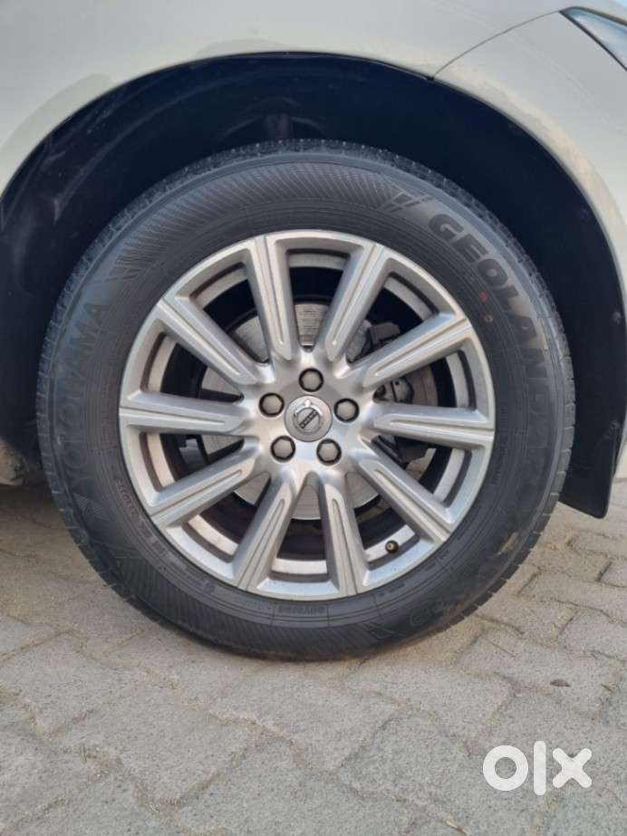 Volvo Xc60 2.0 D5 Momentum, 2018, Diesel