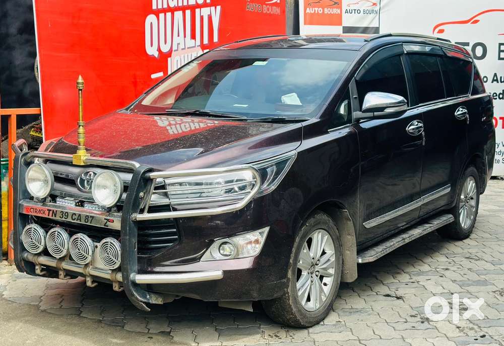 Toyota Innova Crysta, 2016