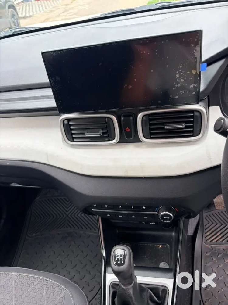 Tata Punch 2025 Cng & Hybrids 19500 Km Driven