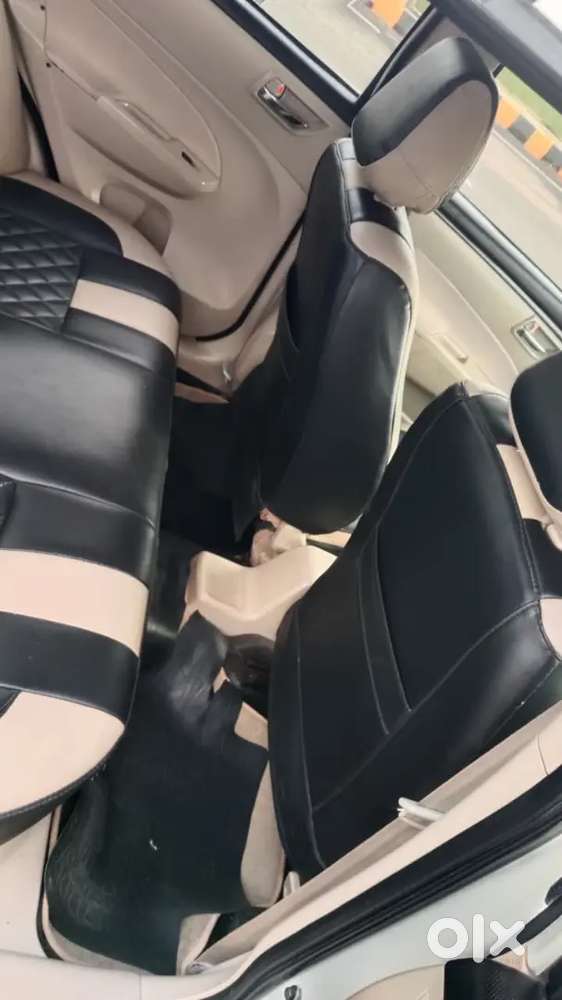 Maruti Suzuki Dzire 1.2 Vxi 2013
