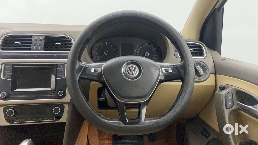 Volkswagen Vento 2010-2013 Petrol Highline At, 2017, Petrol