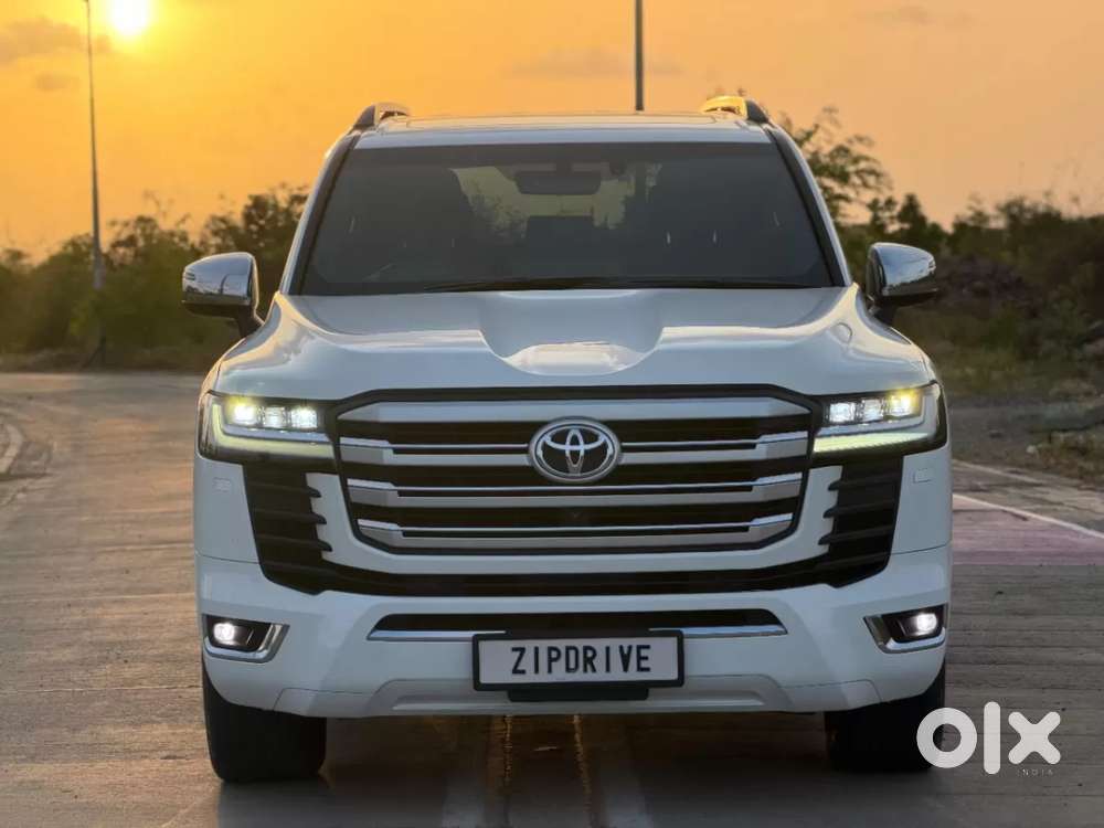 Toyota Land Cruiser 3.3 Zx Diesel, 2023, Diesel