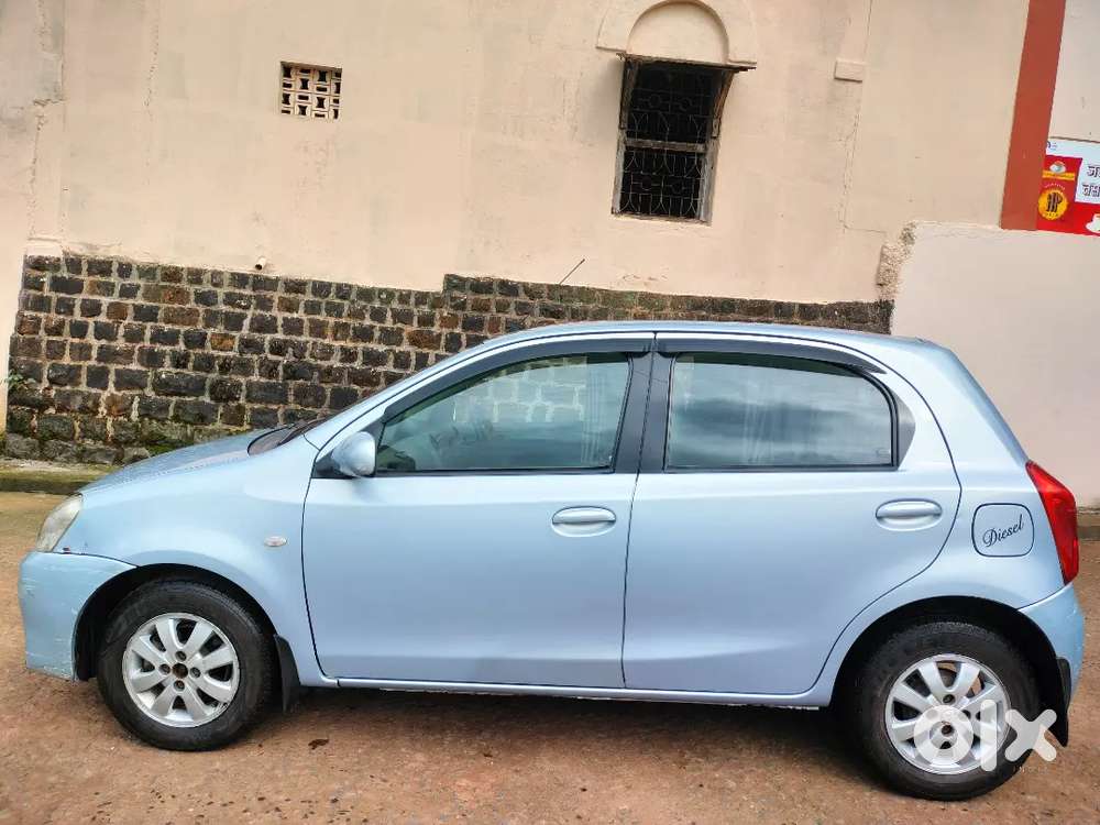 Toyota Etios Liva 2012