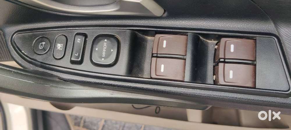 Mahindra Xuv500 2.2 W10, 2016, Diesel
