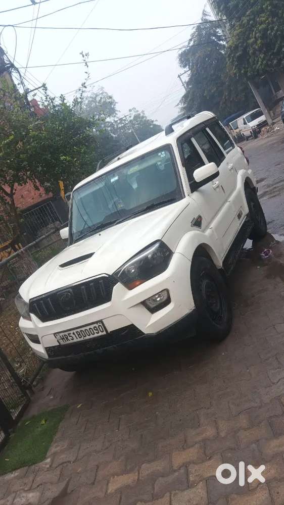 Mahindra Scorpio 2015 Diesel 76134 Km Driven