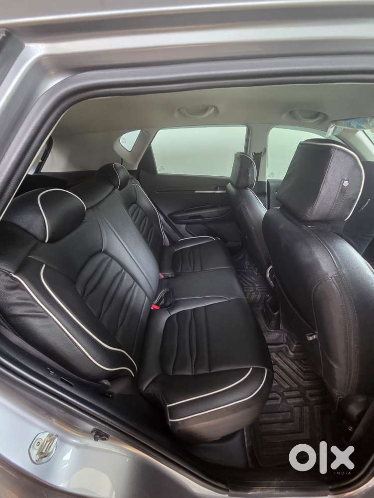 •	Brand: Kia 	•	Model: Kia Sonet 	•	Variant / Type: Sonet G1.2 5mt Ht