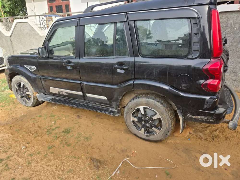 Mahindra Scorpio Classic 2023