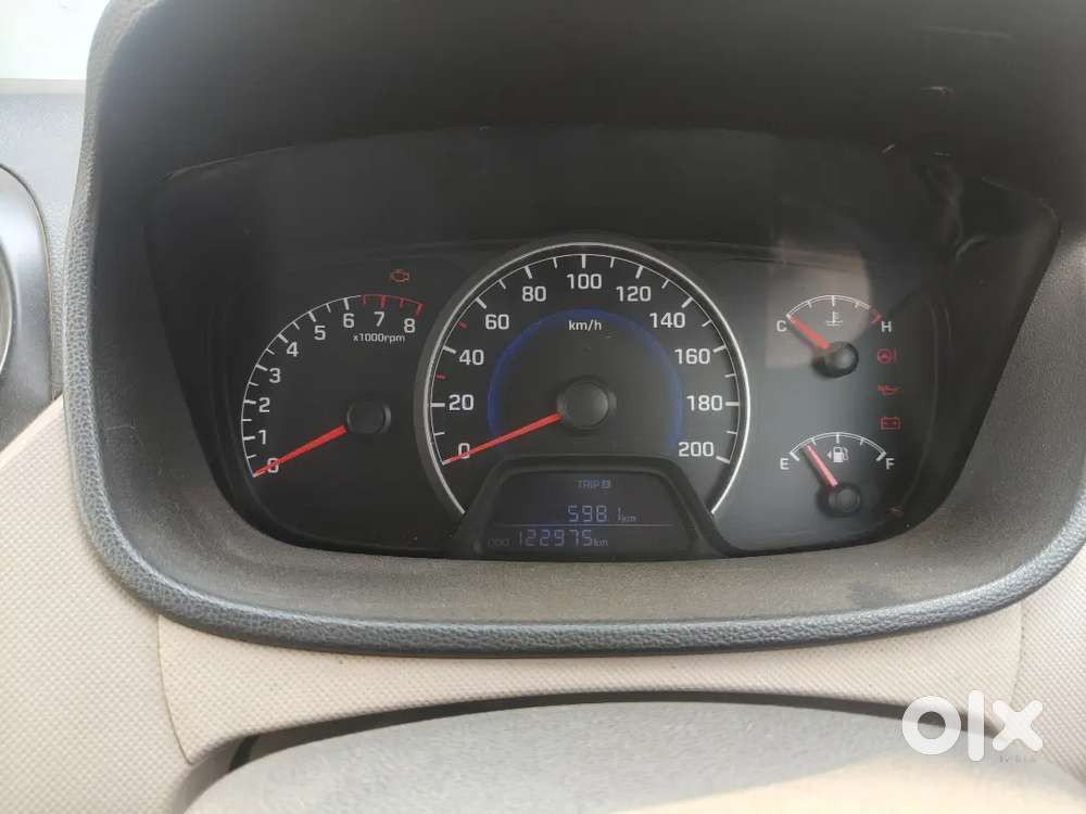 Hyundai Grand I10 2015 Car