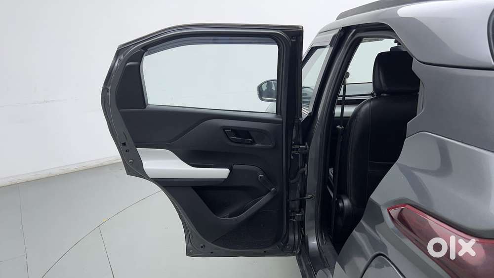 Tata Punch Pure, 2022, Petrol