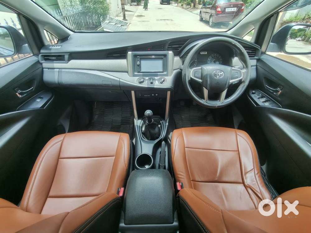 Toyota Innova Crysta 2.4 G Mt 7 Str, 2018, Diesel