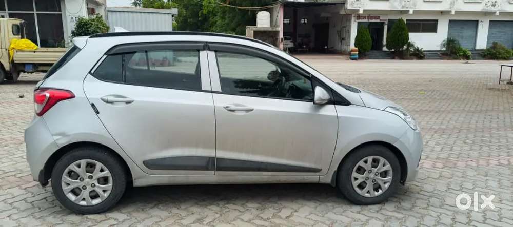 Hyundai I10 Sportz Petrol 2016