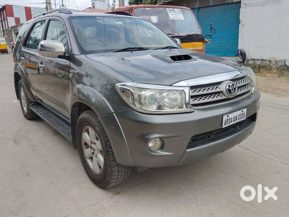 Toyota Fortuner 3.0 Diesel, 2011, Diesel