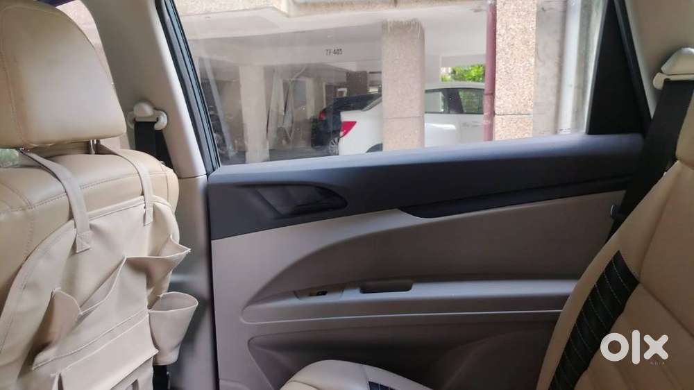 Mahindra Marazzo M2 2019
