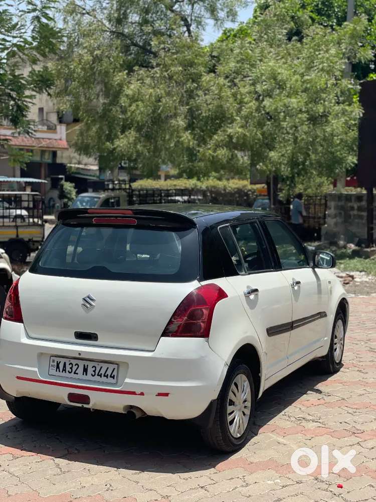 Maruti Suzuki Swift 2011 Diesel 198000 Km Driven