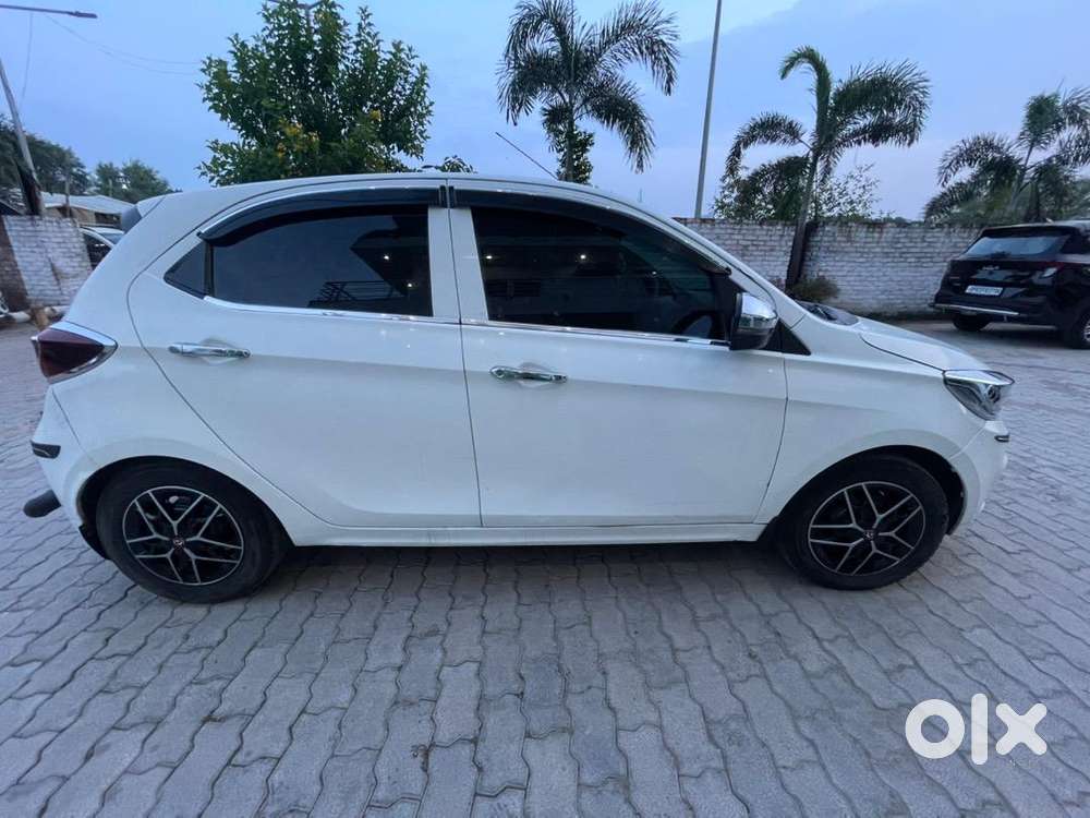 Tata Tiago 2023 Cng & Hybrids 59085 Km Driven