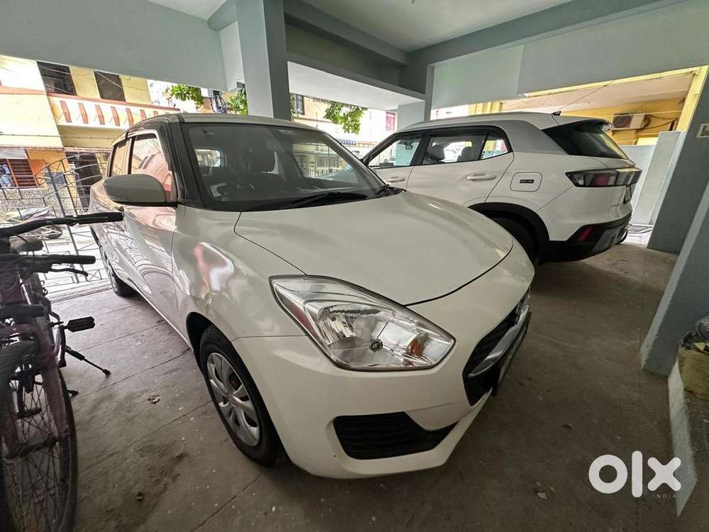 Maruti Suzuki Swift Vxi Automatic 2023