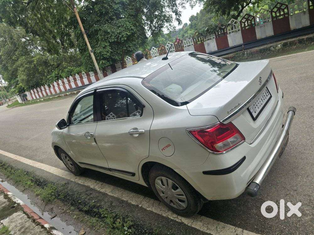 Maruti Suzuki Swift Dzire 1.3 Vxi, 2023, Petrol