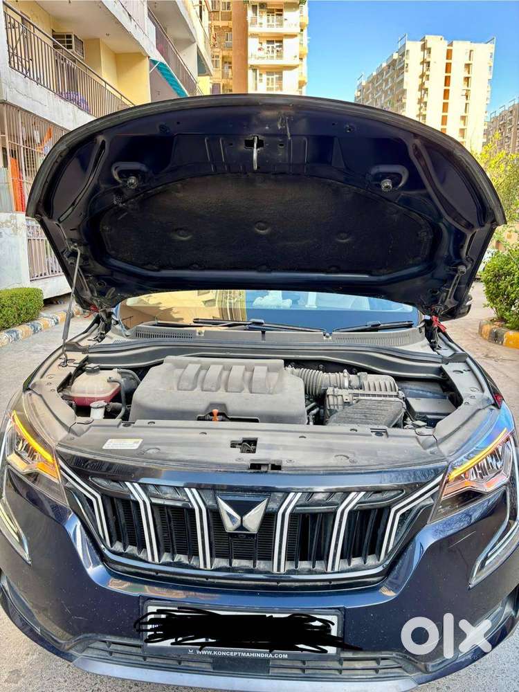 Mahindra Xuv700 Ax5 Petrol Mt 7 Seater 2022