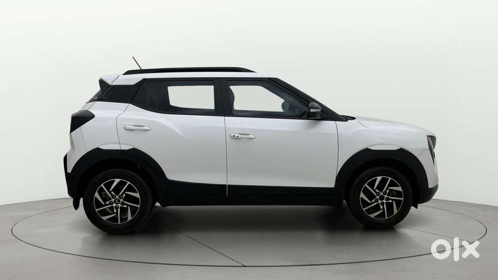 Mahindra Xuv 3xo Ax5 1.5 Diesel Autoshift Plus, 2024, Diesel