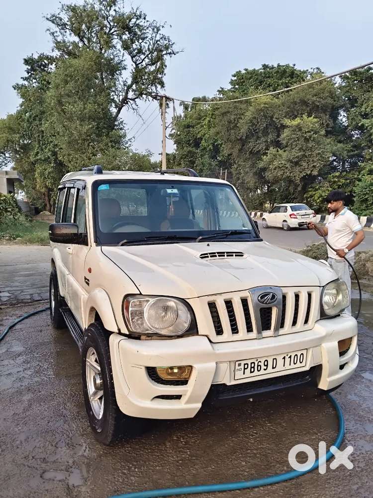 Mahindra Scorpio Diesel 2014