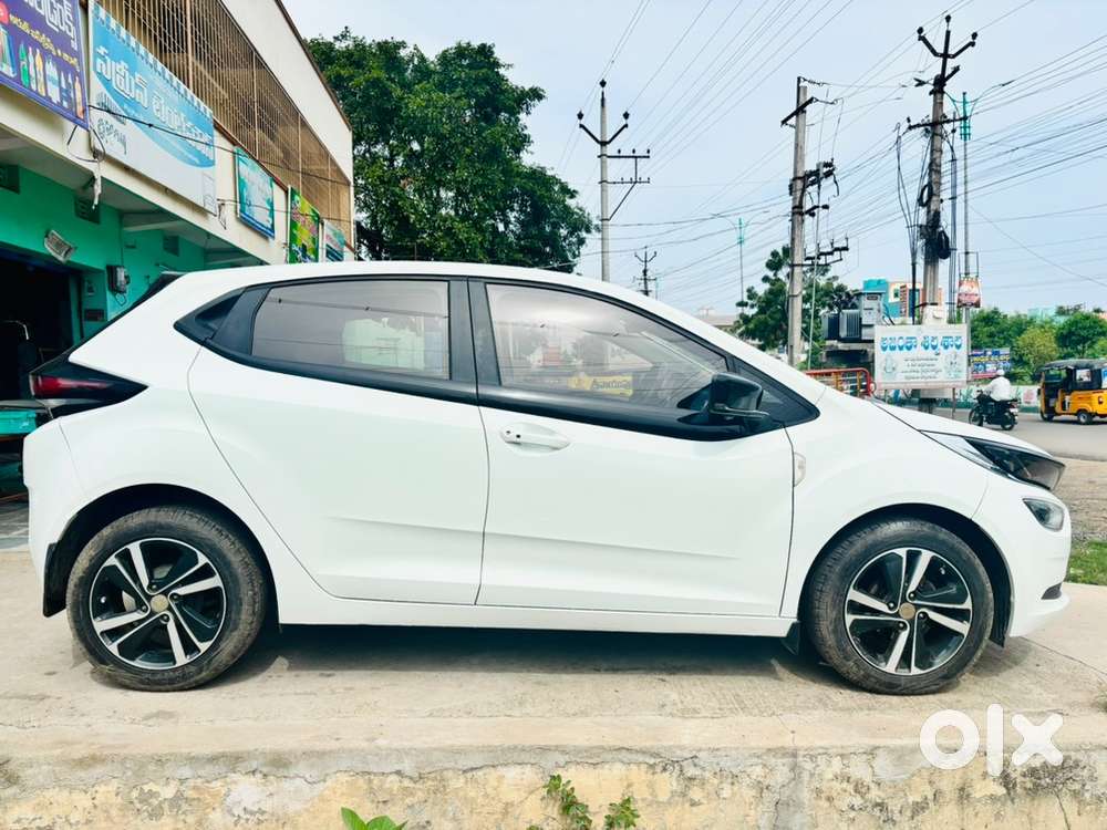 Tata Altroz 2020 Petrol Good Condition