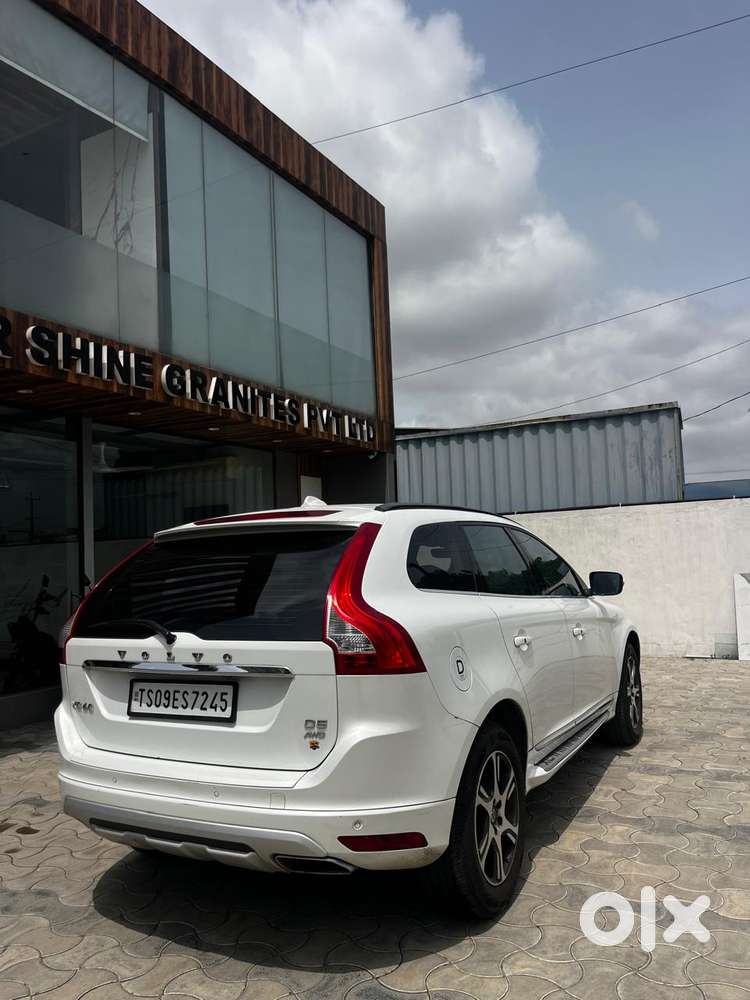 Volvo Xc60 D5 Awd Automatic, 2016, Diesel