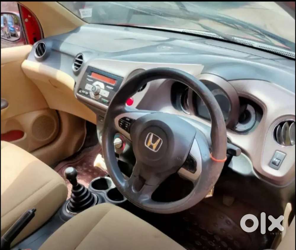 Honda Brio Mt Petrol 2013