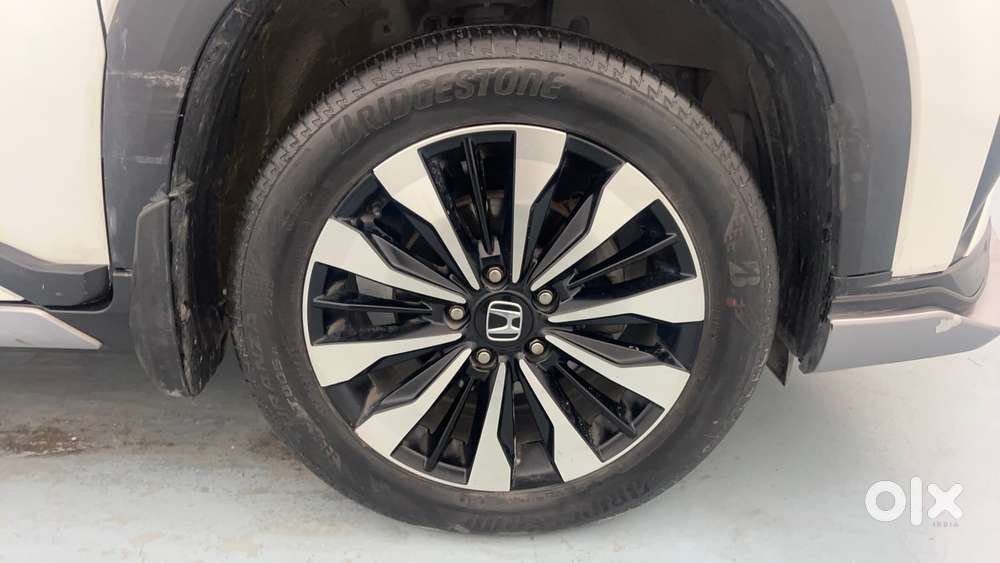 Honda Elevate Zx Cvt, 2023, Petrol
