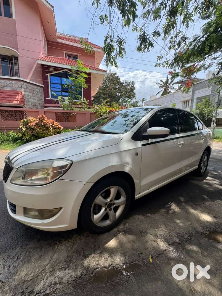 Skoda Rapid 1.6 Tdi Ambition Plus, 2014, Diesel