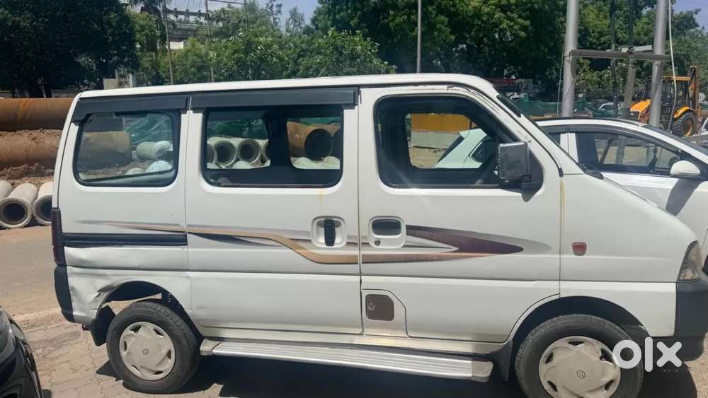 Maruti Suzuki Eeco 5 Str Ac(o) Cng, 2012, Cng & Hybrids