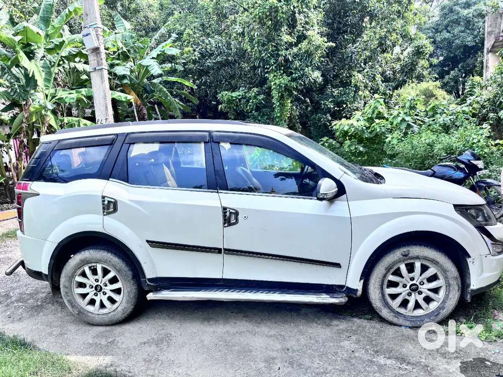 Mahindra Xuv500 2wd 2016