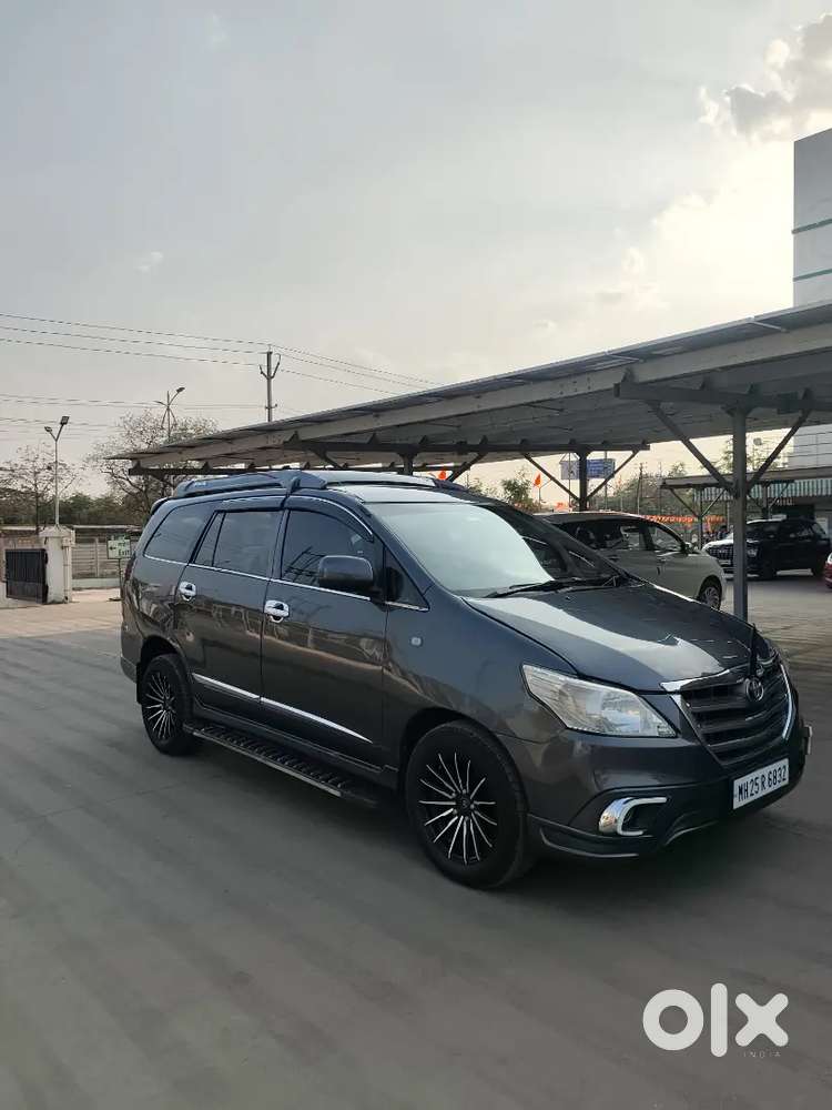 Toyota Innova 2015 Diesel Well Maintained