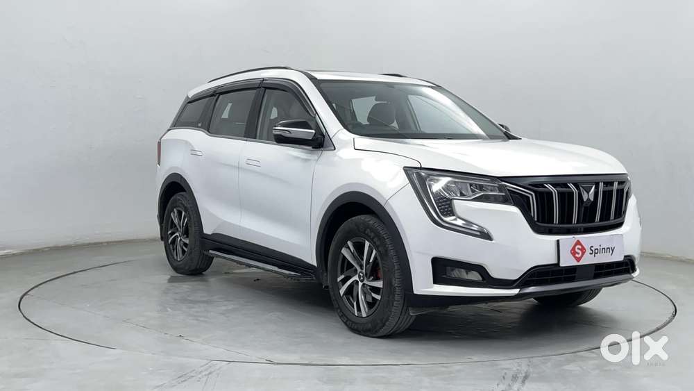 Mahindra Xuv700 2.0 Ax 5 Petrol Mt 7 Str, 2022, Petrol