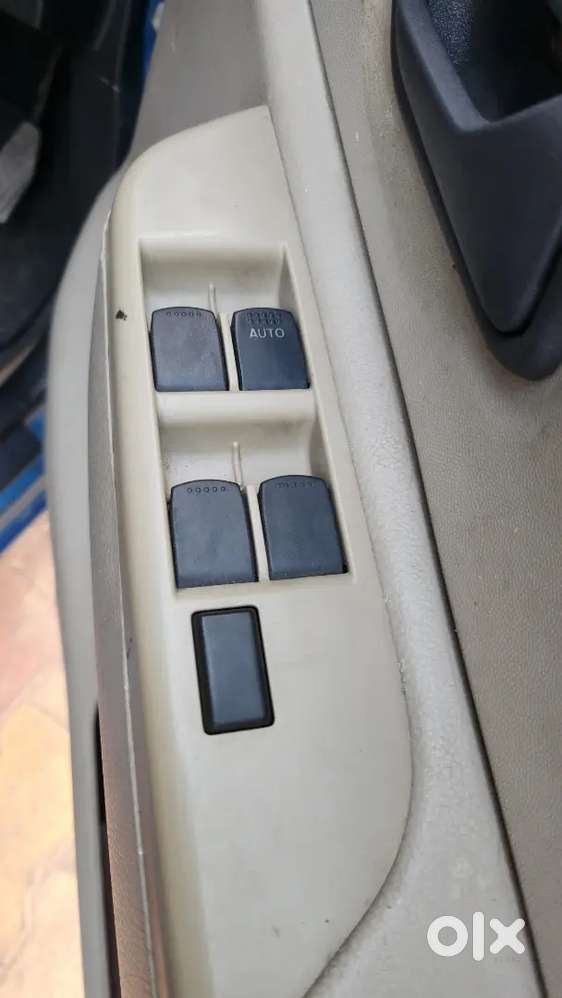 Zan Estilo 
2007
5 Tyre New 
Ac Complete 
4 Window