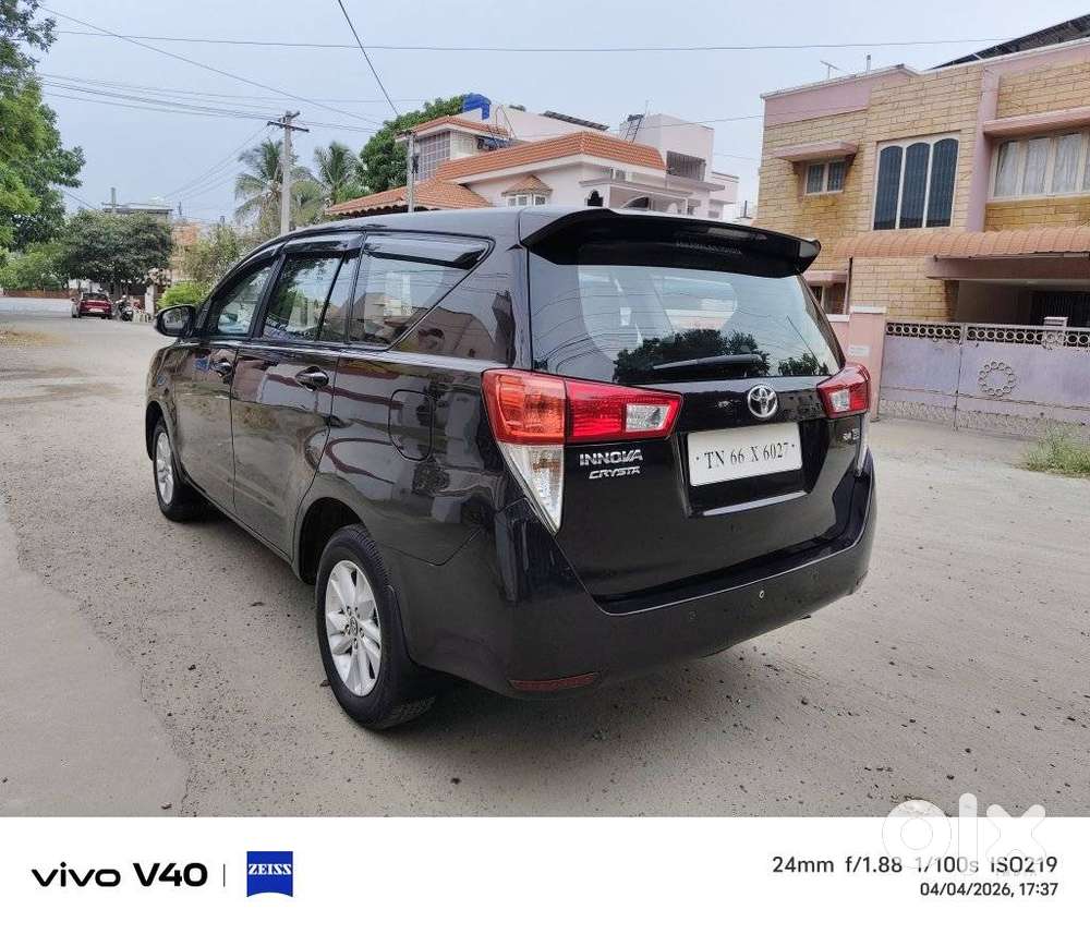 Toyota Innova Crysta 2.4 G Mt, 2018, Diesel
