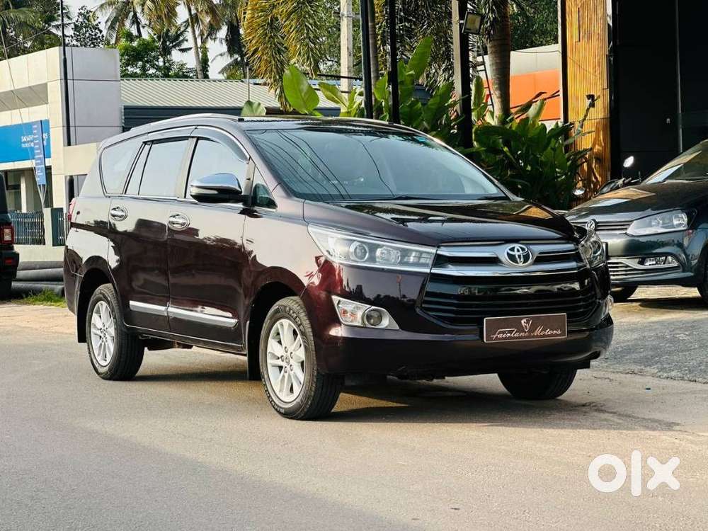 Toyota Innova Crysta 2.8z Automatic, 2017, Diesel