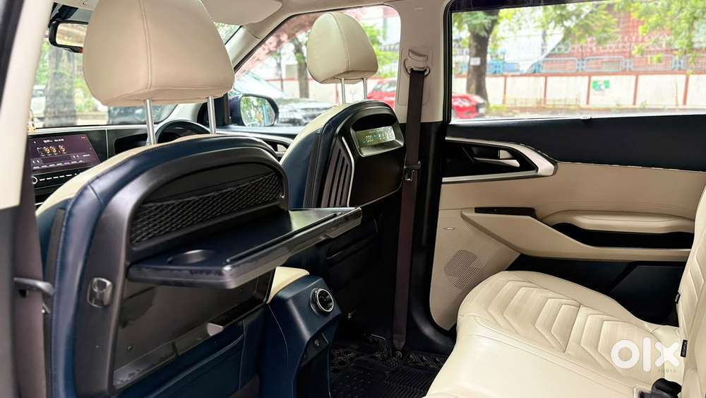 Kia Carens 1.5 Luxury Plus Turbo 7 Str, 2022, Petrol