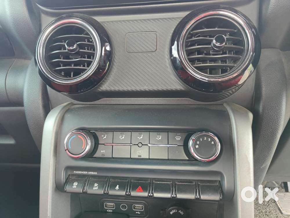 Mahindra Thar Lx Convertible Top Petrol At 4wd, 2021, Petrol