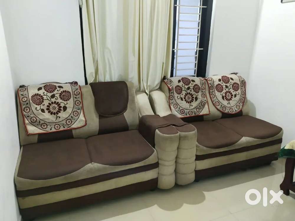 Sofa good condition