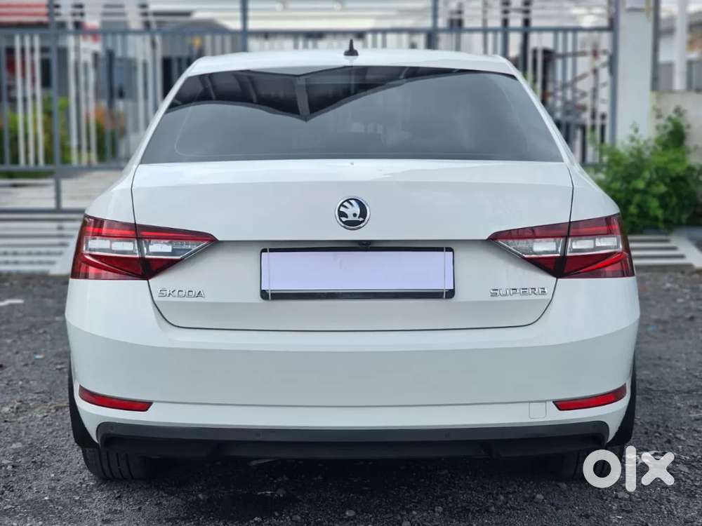 Skoda Superb Lk 2.0 Tdi At, 2018, Diesel
