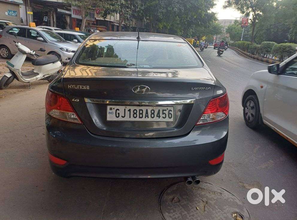 Hyundai Verna 1.6 Ex Vtvt, 2012, Petrol